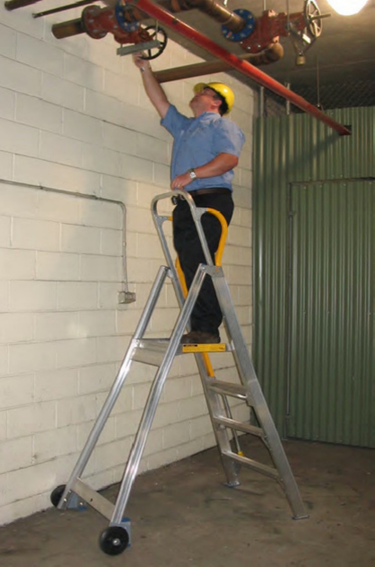 Stockmaster Tilt-n-Tow Work Platform